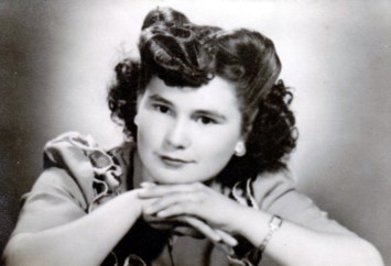 Obituary of Amparo Maria Palacios