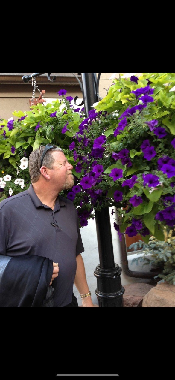 Obituary of Mark Bruce Weisser