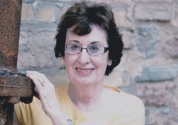 Obituary of Joan Yvonne Pennington