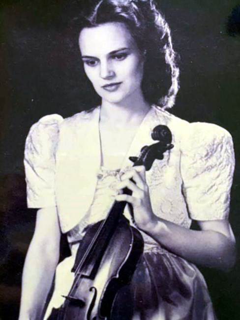 Obituary of Malvine Lucille Zollars