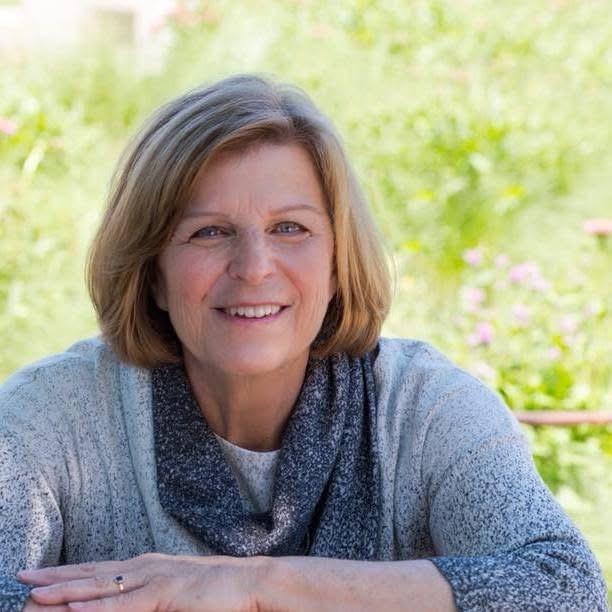 Obituary of Joan Bentley Hoffman