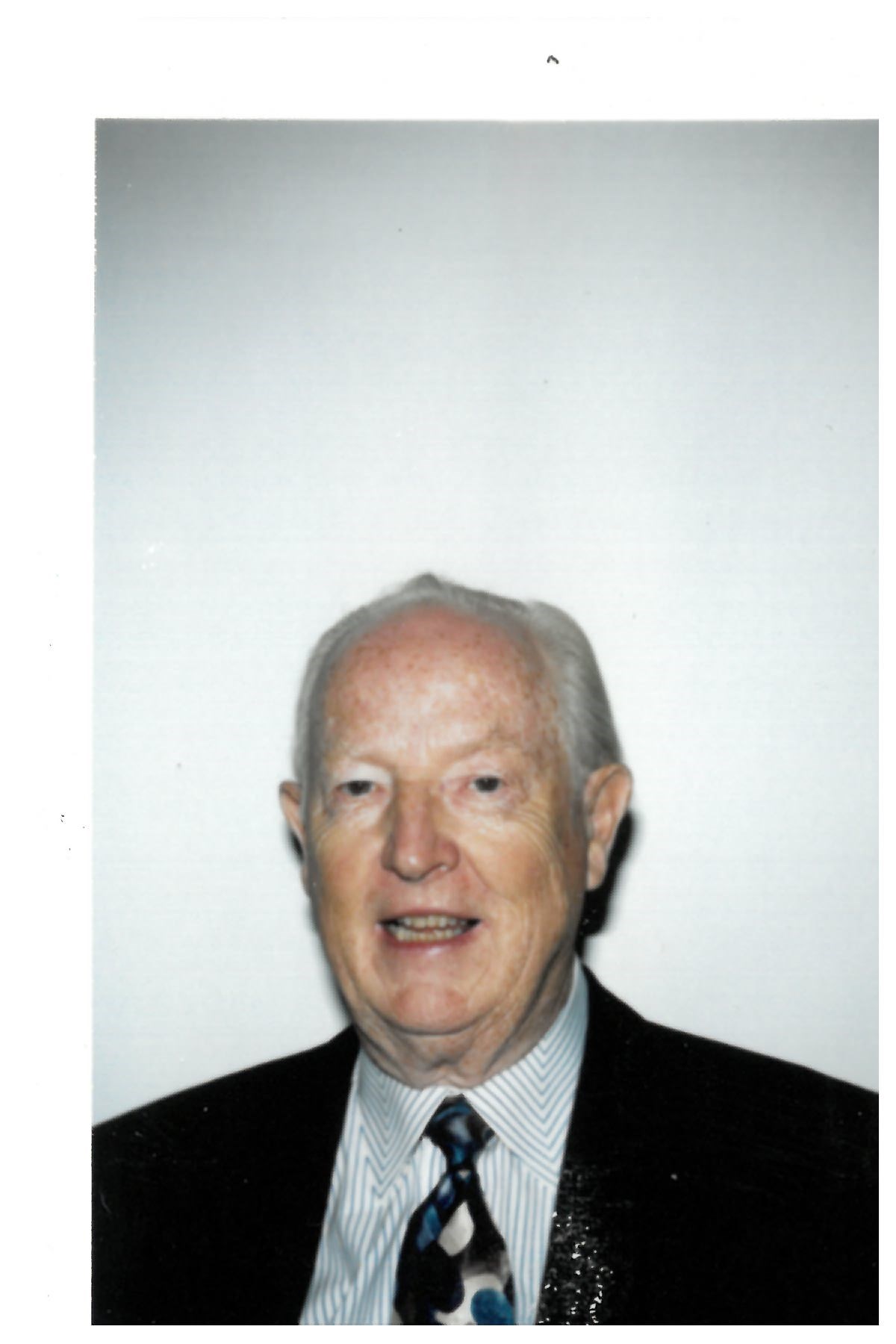 Obituary of Dr. William "Glen" Hutchison