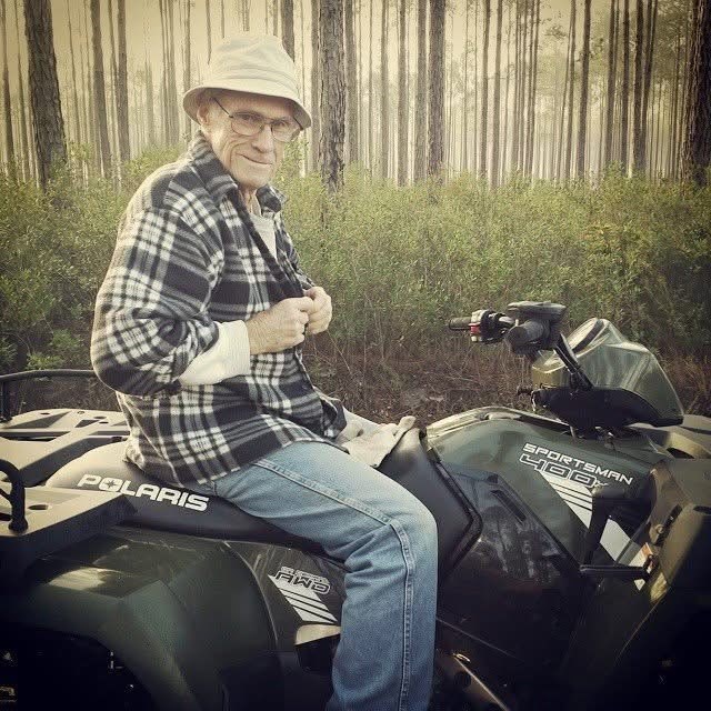 Obituary of Robert "Bob" Edward Hinneburg