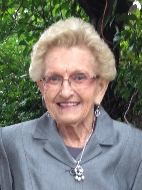 Obituary of Edna E Pierce