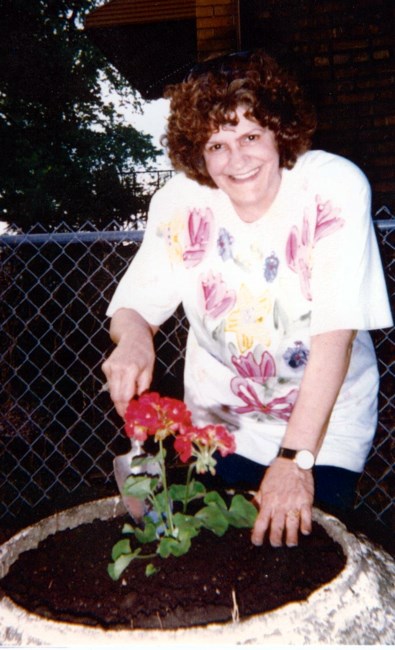 Obituary of Eleanore Boyles