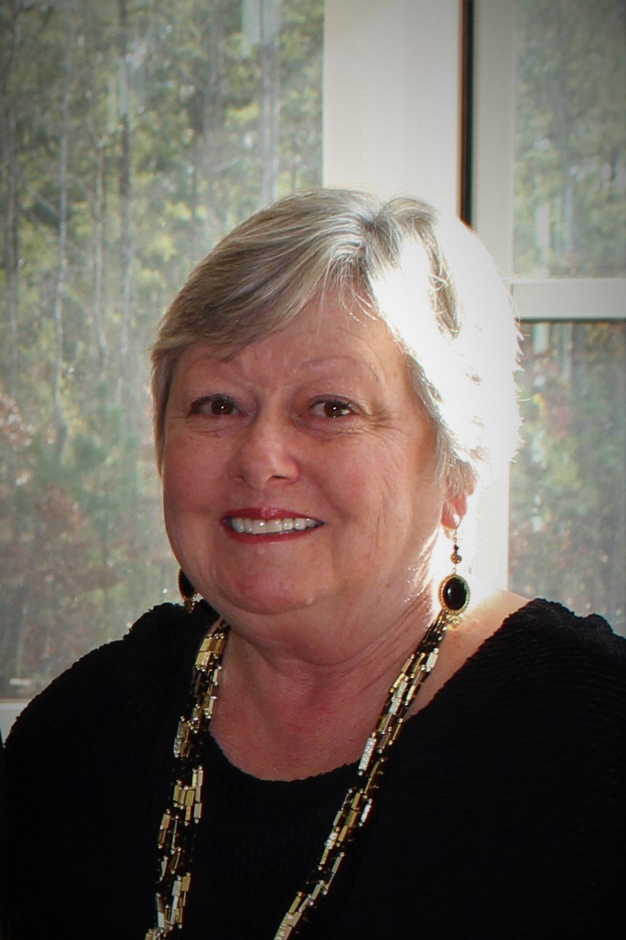 Obituary of Carol Booth Hoffman