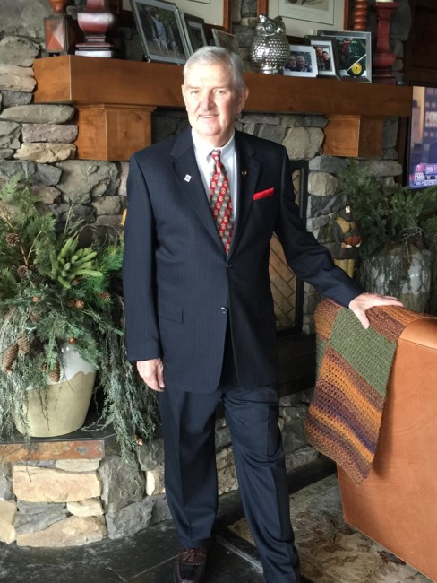 Obituary of Gus E Smith