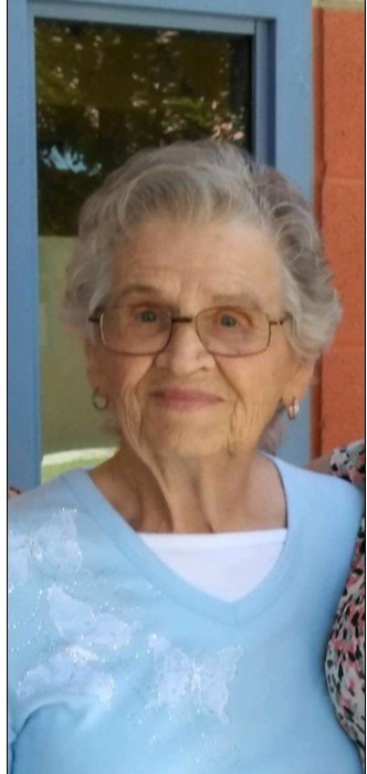 Obituary of Helen C Smith