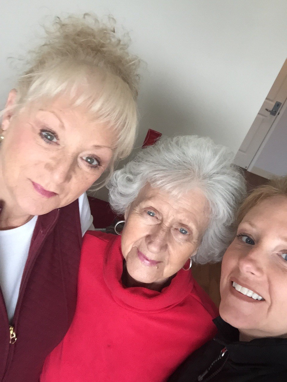 Obituary of Shirley Ann Heller Mahrt