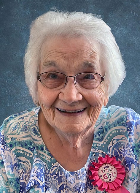 Obituary of Annie Maude Peterson