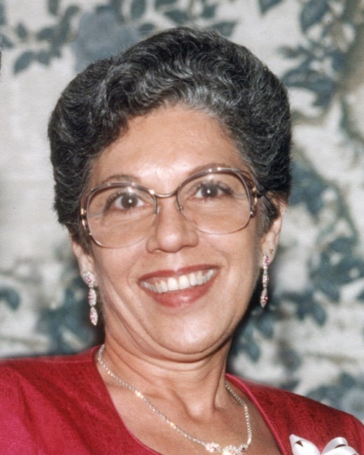 Obituary of Gloria "Toni" Antoinette Luis Medeiros