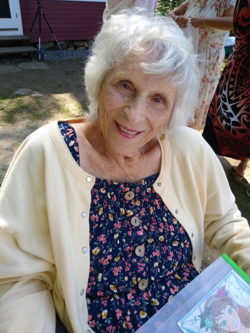Obituary of Elizabeth "Betsy" Anne Lowry