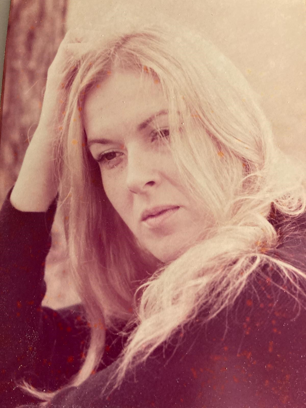 Obituary of Bonnie Jane Strong