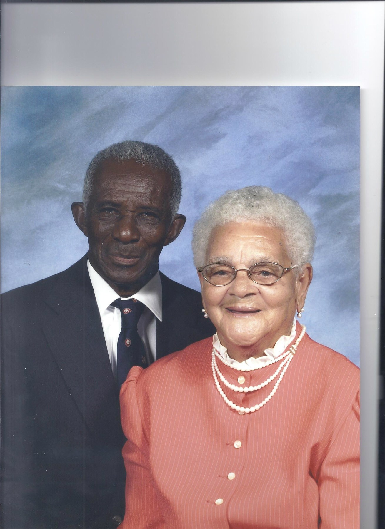 Obituary of Inez P Honegan