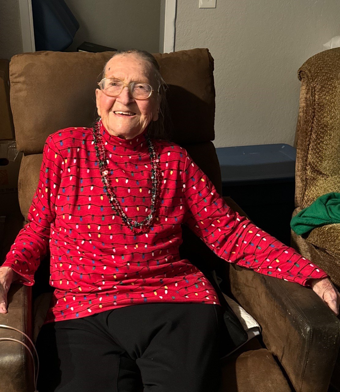 Obituary of Beverly Joyce Fairbairn