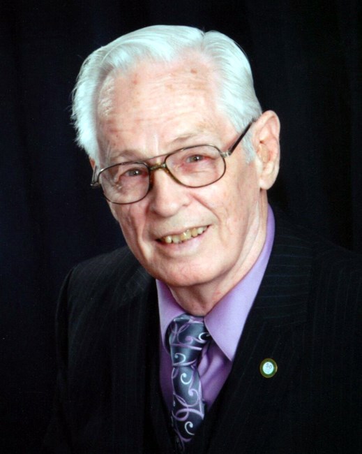 Obituary of Lee Howard White