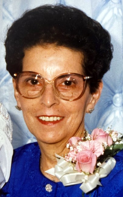 Obituary of Amalia M. Ferreira
