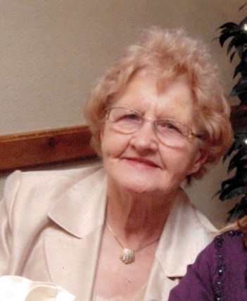 Obituary of Anni L. Golter