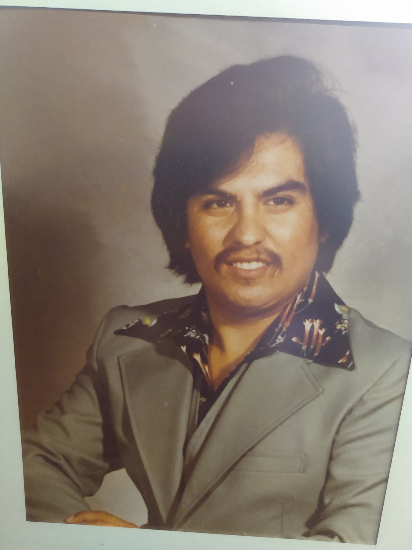 Obituary of Victor R. Luna