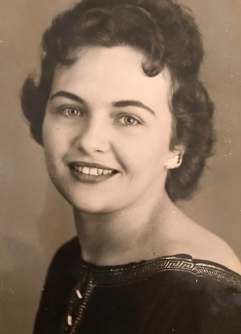 Obituary of Carolyn Staab Weiss