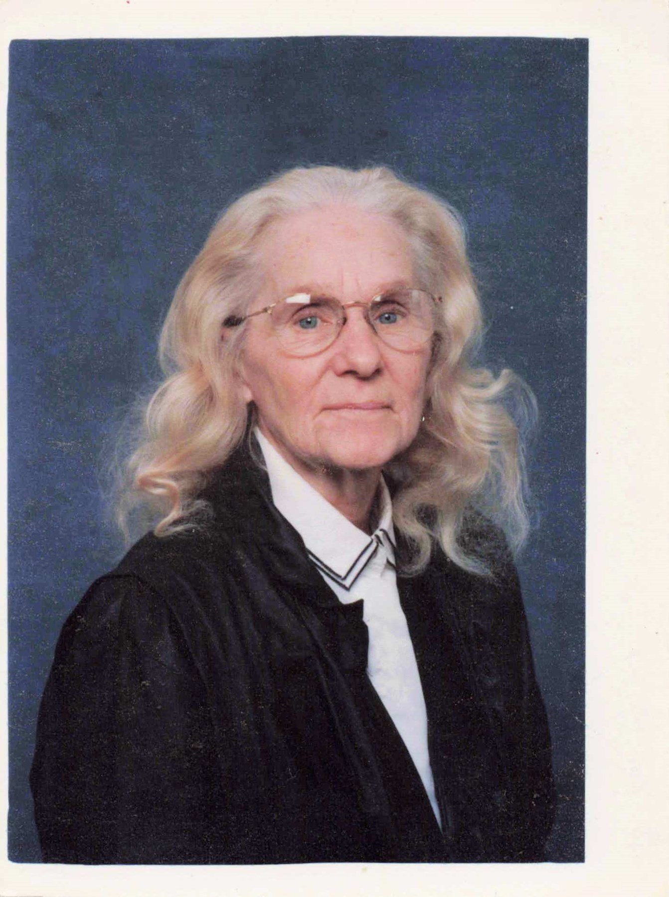 Obituario de Bertha Louise McLaughlin