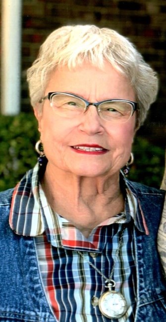 Obituary of Dolores Nauert Ayres