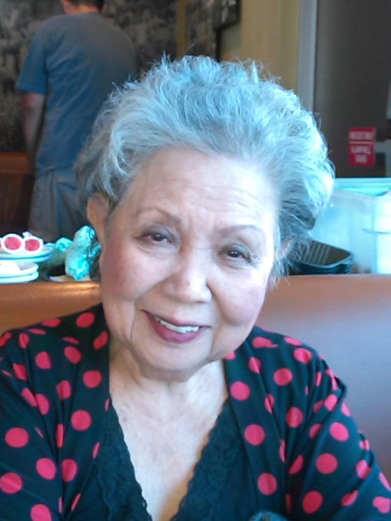 Obituario de Elena Valverde Flores