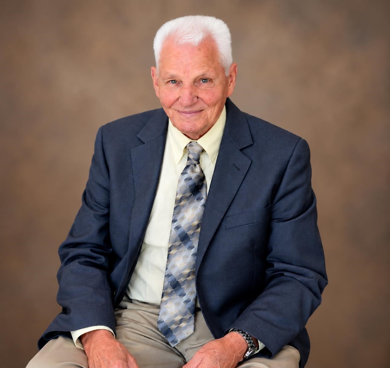 Obituary of Edward Eugene Gayle