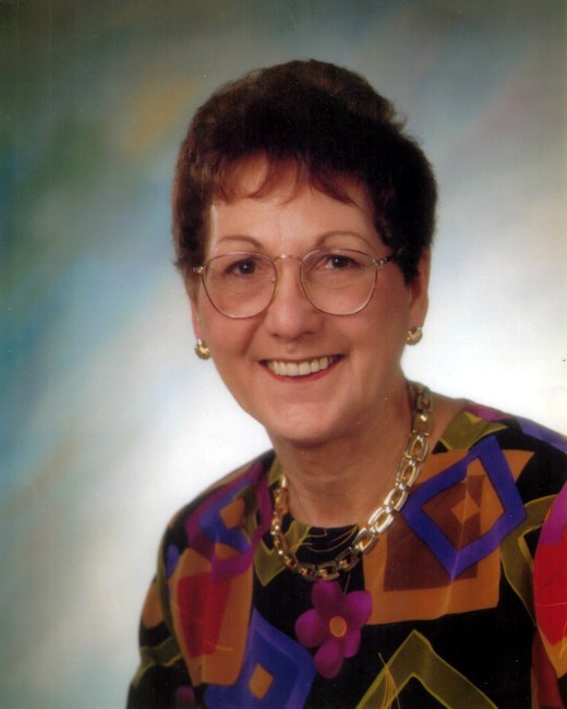 Obituary of Cinthia Holt