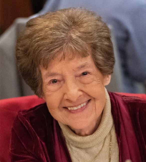 Obituary of Mary Molli-Byron