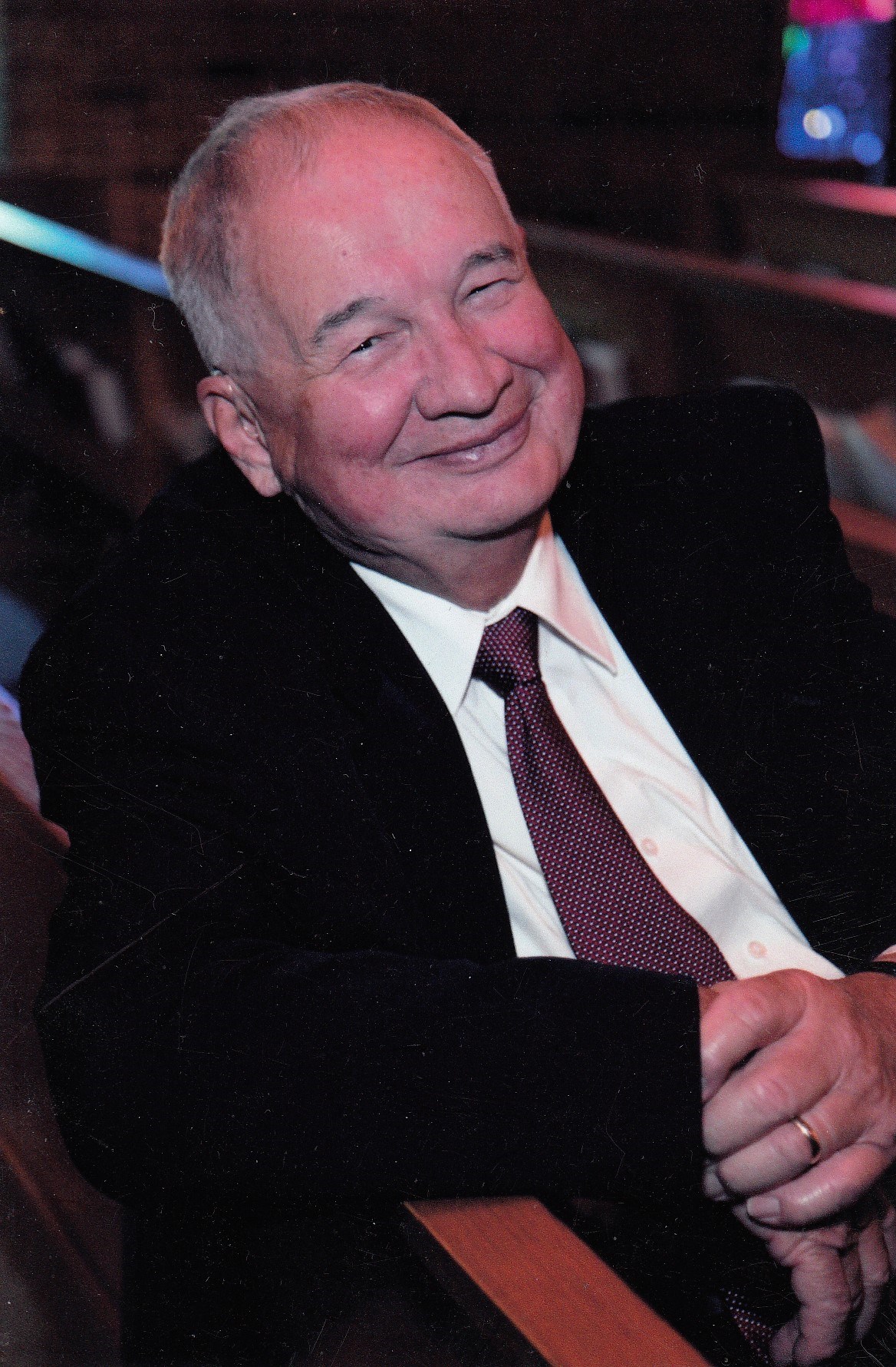 Obituary of Dr. Jim Leslie Jackson