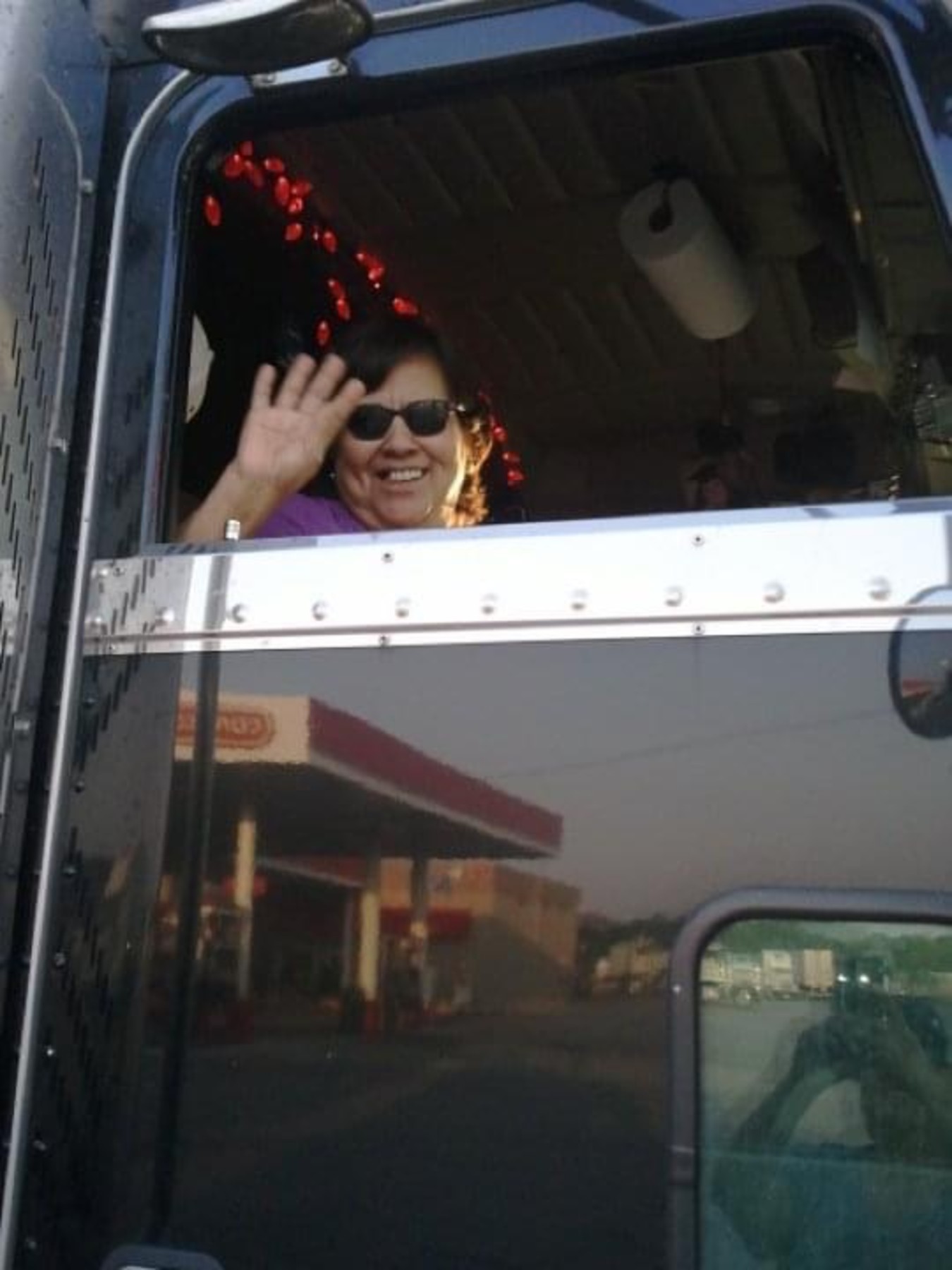 Obituary of Adelaida "Yaya" R. Hernandez