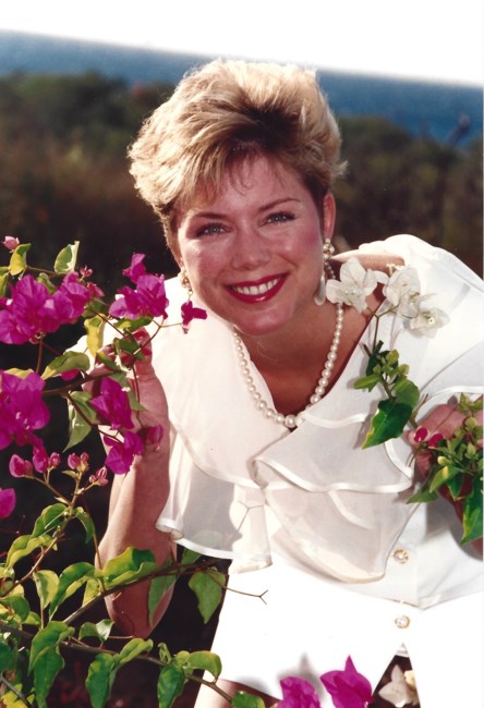 Obituario de Christine Margaret Cameron