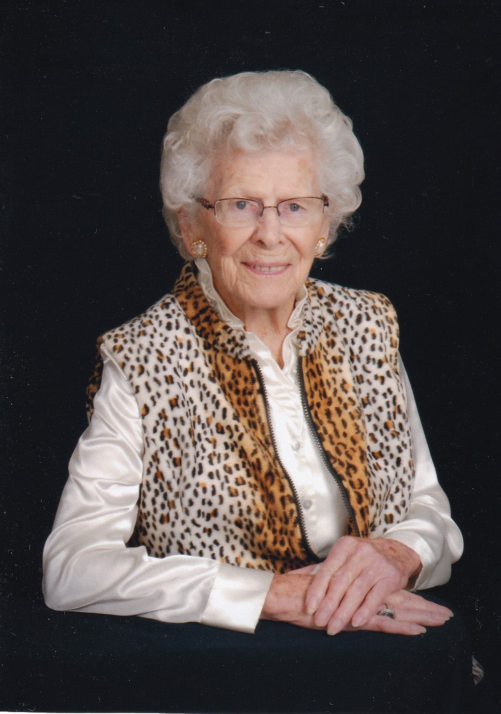 Obituary of Ruth Estella Szendre