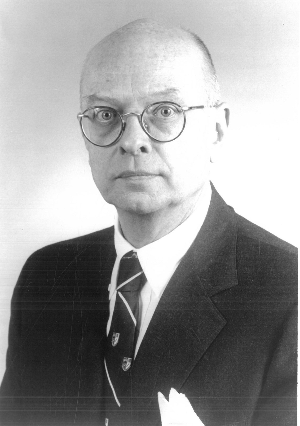 Obituario de Robert Lee Hewitt, M.D.