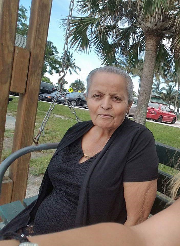 Obituary of Lydia Cosme-Claudio