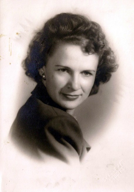 Obituary of Daphna "Losa" Martin Walker