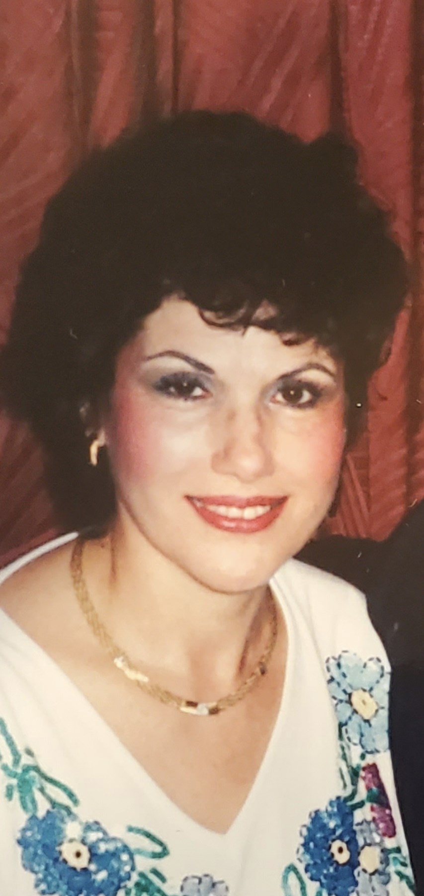 Obituary of Mary Genovas