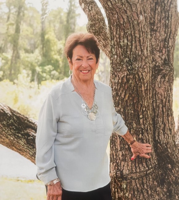 Obituary of Juanita Lynch