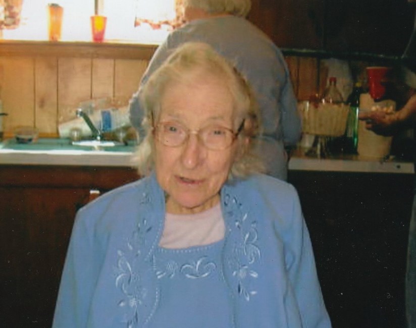 Avis de décès de Alice B Kemp