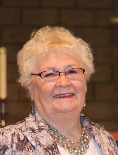 Obituary of Lois Corrine Hauge