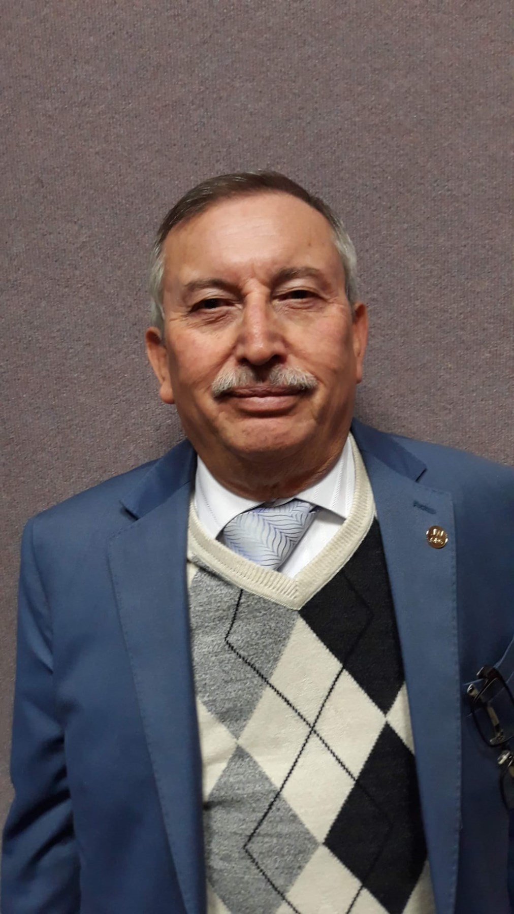 Obituary of Roberto Degollado Sr.