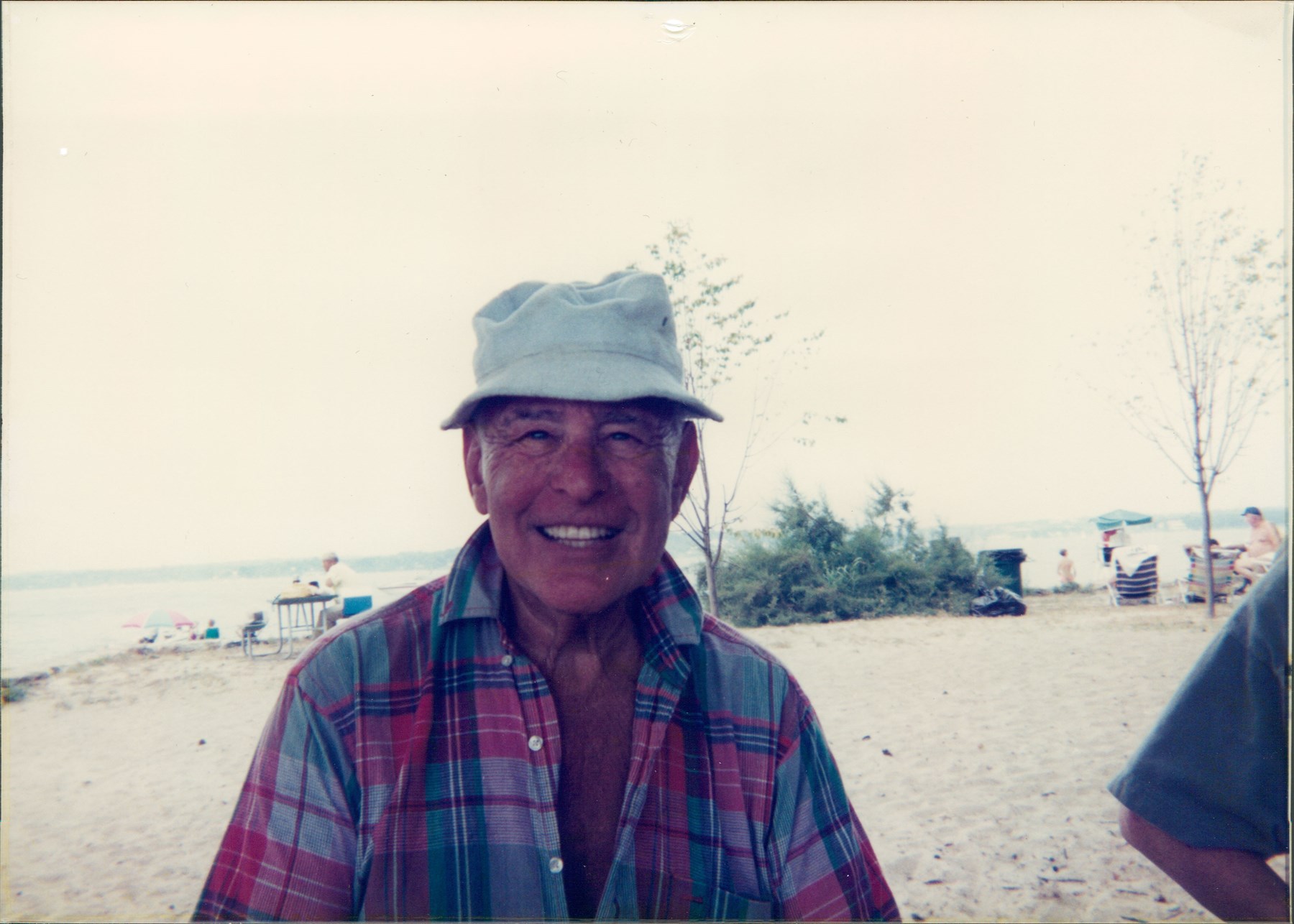 Obituary of Julian M Bodenheimer