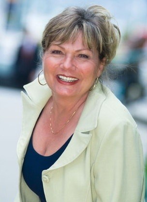 Obituary of Lynn Patricia Webb Thomas