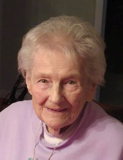 Obituary of Vera V Davis