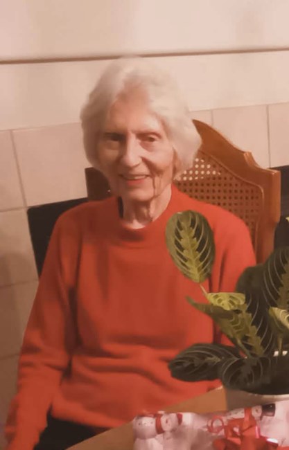 Obituary of Walburga Agena