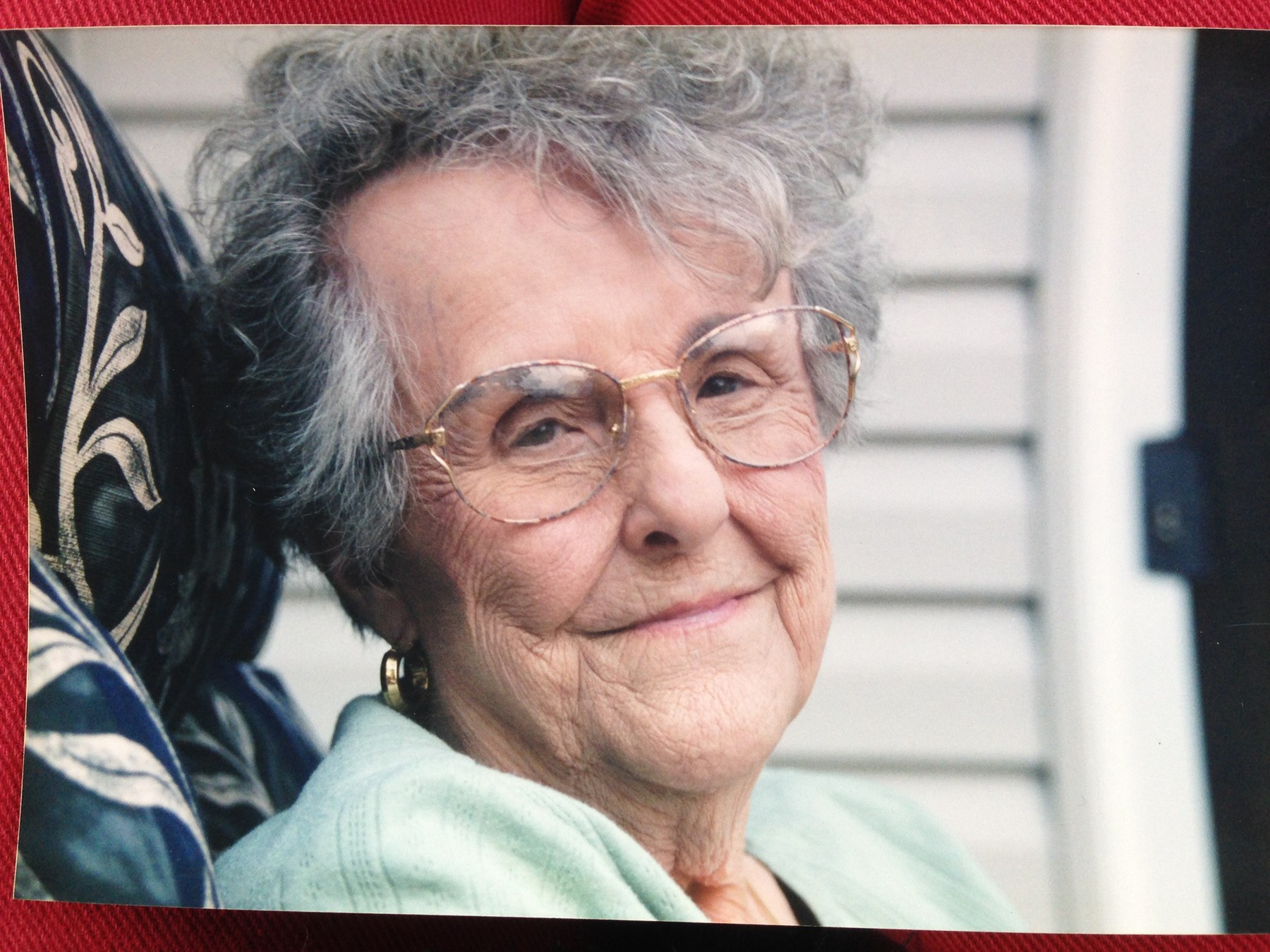 Obituary of Mae Feuerbach