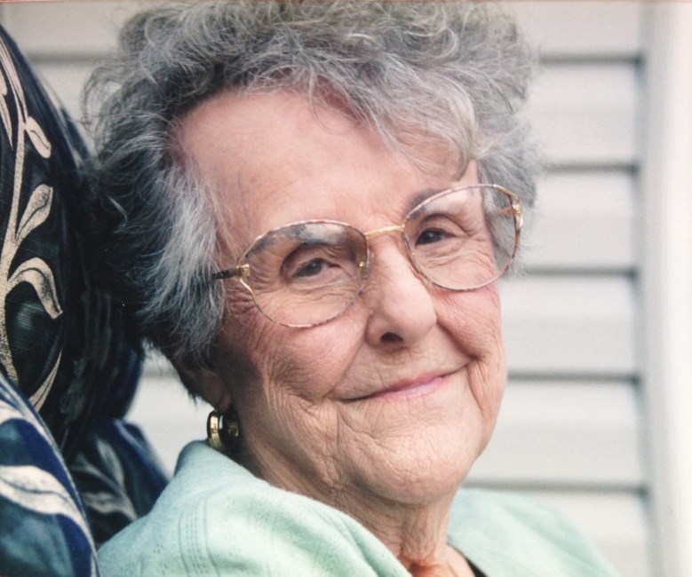 Obituary of Mae Feuerbach