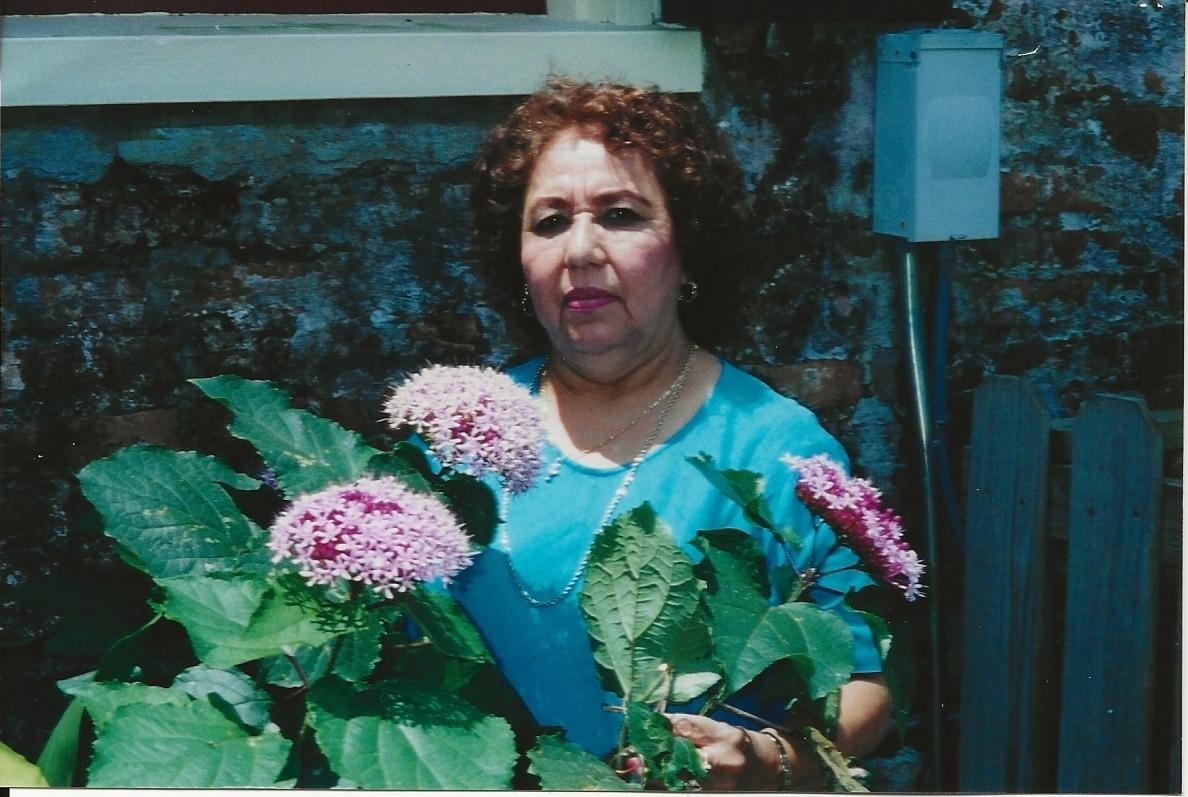 Obituary of Consuelo C. Martinez