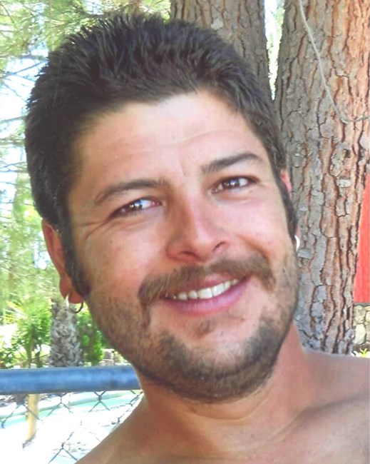 Obituary of Robert L. Perez "Bobby"